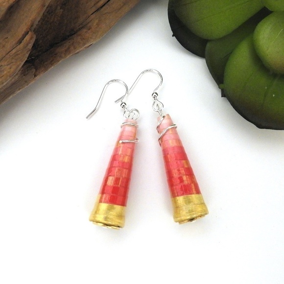 𝅺pink and Gold Paper Bead Earrings - Picture 1 of 5